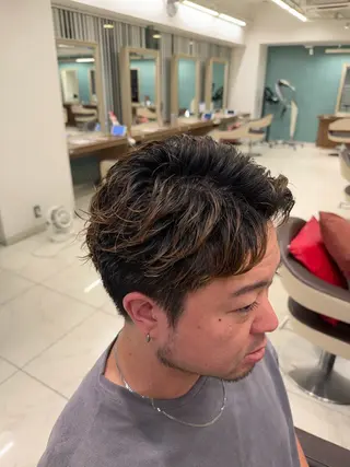 ショート パーマ メンズ 藤森 裕人のヘアスタイル