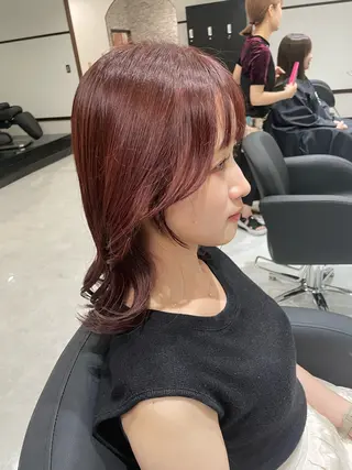 ミディアム 寺本 早希のヘアスタイル