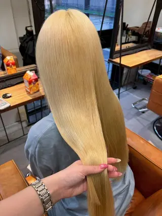 カラー ili 梅田のヘアスタイル