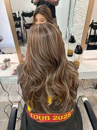 セミロング カラー レイヤーカット BLend 渋谷のヘアスタイル