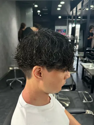 ショート パーマ 金田 颯太のヘアスタイル