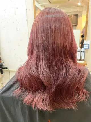 セミロング 🩷艶カラー 🧡💛リサ🫧のヘアスタイル