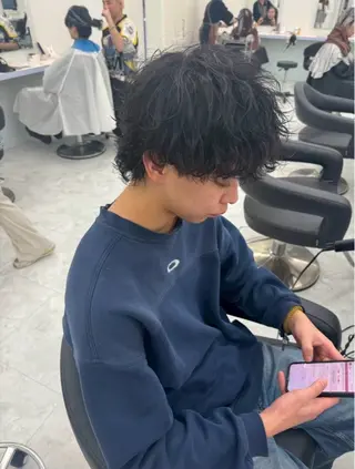 パーマ メンズ 💫メンズ特化💫 MIU/海外風のヘアスタイル