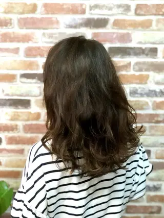 ミディアム Yu takaのヘアスタイル