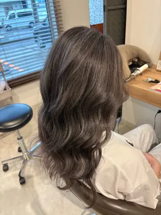 セミロング 渡邊 玲来のヘアスタイル