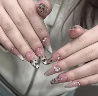 ネイル Pure&Rich Nailのネイルデザイン