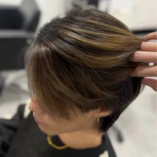 ミディアム カラー メンズ Dia アキヨシ ミユのヘアスタイル