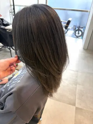 セミロング カラー 🥀韓国ヘア🥀 宮津真菜のヘアスタイル