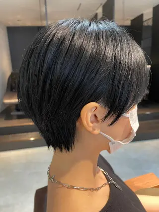 ショート カラー m i k u n aのヘアスタイル