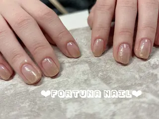 ネイル Nail •Head スパFortunaのネイルデザイン