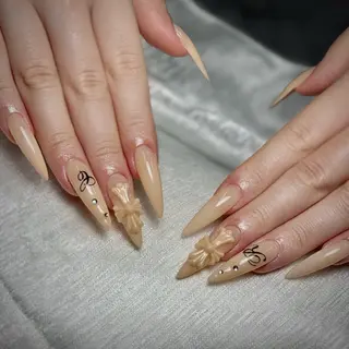ネイル グエン リンのネイルデザイン