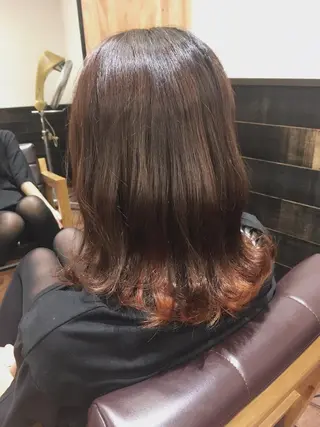 ミディアム カラー ヘアアレンジ 栗林 実莉のネイルデザイン