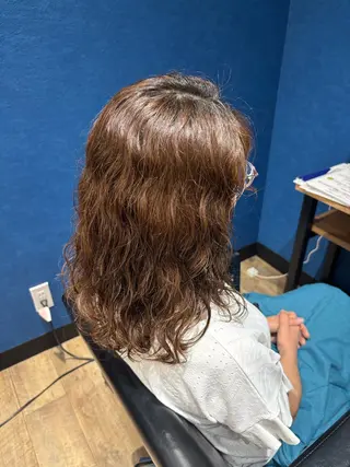 ミディアム パーマ 四役 蒼海のヘアスタイル