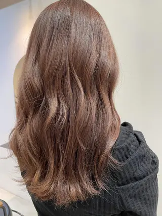 セミロング カラー ヘアアレンジ REONA🪽✨薬院 レイヤーカット🫧のヘアスタイル