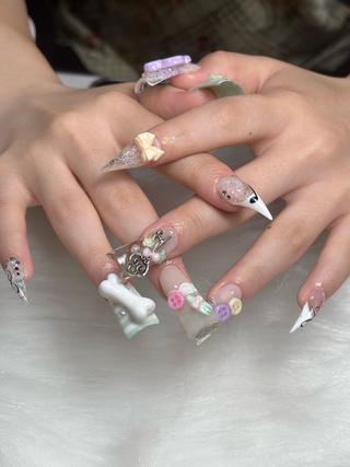ネイル Sully Nail Labのネイルデザイン