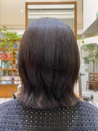 ミディアム 吉浦 知宏のヘアスタイル