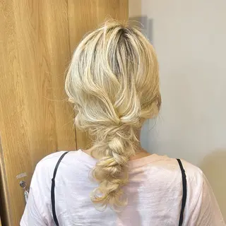 ロング ブリーチなしベージュ /ヘアセット/ミユのヘアスタイル