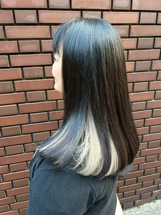 ミディアム カラー ashuley YUKIのヘアスタイル