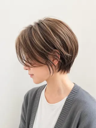 ショート カラー ✨白髪ぼかし/ ショート✨吉岡 弘のヘアスタイル