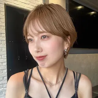 ショート カラー 顔まわり🥨レイヤー /透明感/水口舞奈のヘアスタイル