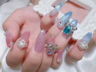 ネイル ネイルサロン ルミア Lumia 店長施術のネイルデザイン
