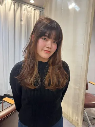 ロング 野口 咲愛のヘアスタイル