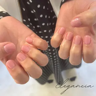 カラー ネイル Elegancia. Hiromiのネイルデザイン