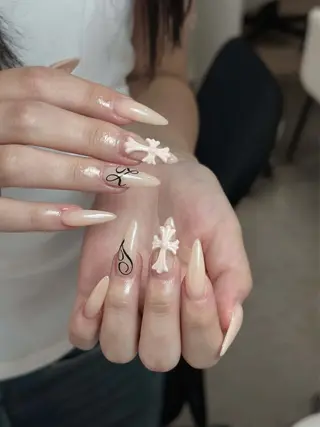 ネイル Eli Muse 新宿ネイルのネイルデザイン
