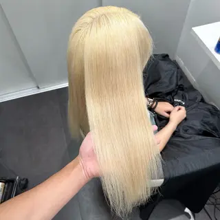 ロング カラー 💫艶ハイトーン×髪 質改善💫リュウトのヘアスタイル