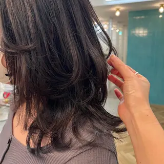 ミディアム Eleanoa 🌿藤沢店のヘアスタイル