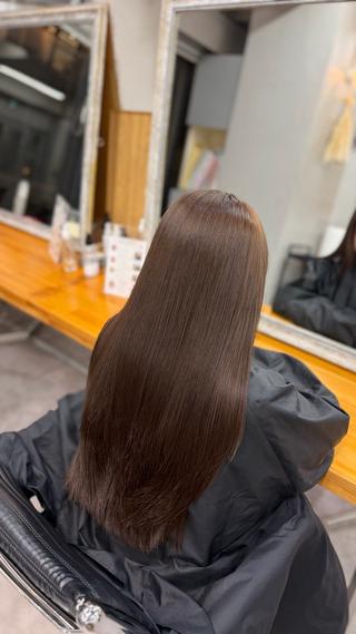ロング 🧸ダブルカラー モデルmio🧸のヘアスタイル