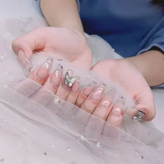 ネイル Tinaネイル 難波のネイルデザイン