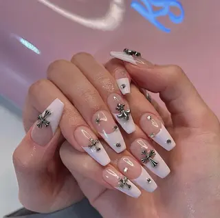 ネイル akina nailsのネイルデザイン
