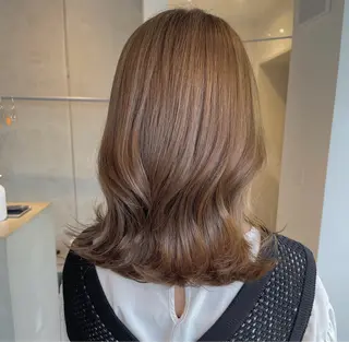 セミロング カラー オクギシ チヒロのヘアスタイル