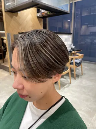 ショート カラー 透明感カラー✨艶髪 制作🌱山根あゆみのヘアスタイル