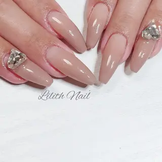 ネイル Lilith Nailのネイルデザイン