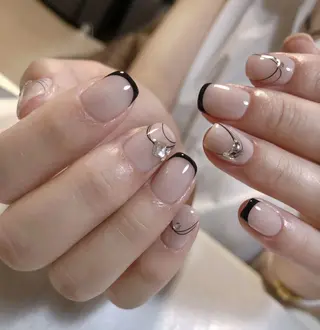 ネイル Queen‘s なんのネイルデザイン