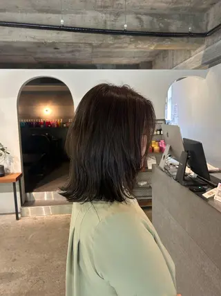 ミディアム カラー twig 山田 永嶋芽衣のヘアスタイル