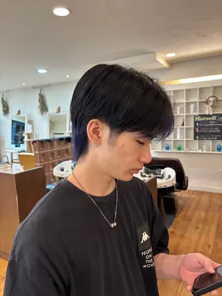 ミディアム カラー メンズ 靏 美咲のヘアスタイル