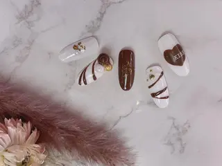 ネイル Sincerely シンシアリー🌈のネイルデザイン