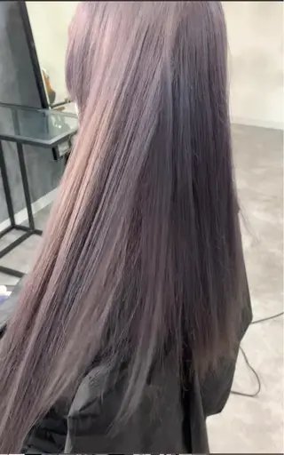 ロング カラー タニ ユウのヘアスタイル