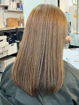 ミディアム カラー carre hair 店長 中園 武士のヘアスタイル