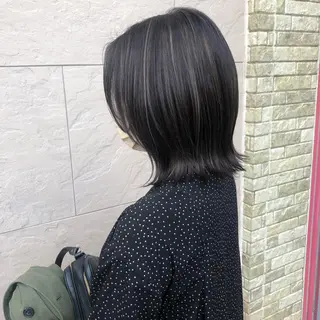 カラー 塩澤 悠希のヘアスタイル
