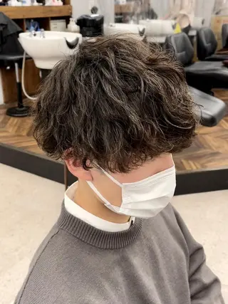 ショート 京都河原町 メンズパーマ助川龍哉のヘアスタイル