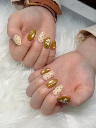 ネイル Maya🌼 ilonaのネイルデザイン