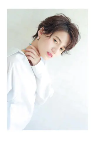 ショート カラー ツヤ髪になりたい方へ 🩷柴田知亜希のヘアスタイル