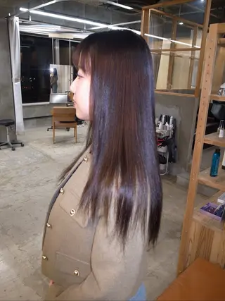 ロング パーマ 湯浅 美玖のヘアスタイル