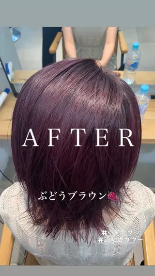 ショート カラー ネイル ハイトーンボブ 前田 表参道　グレージュのヘアスタイル
