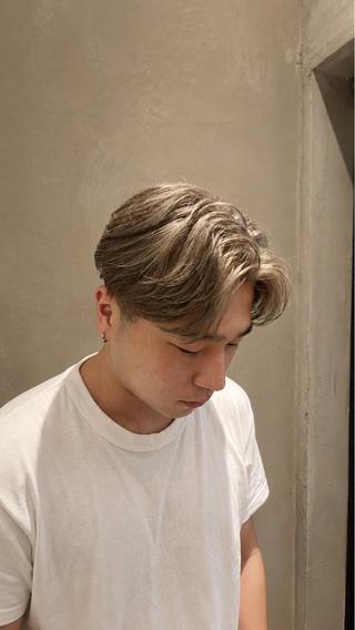 メンズ シャドウ/フェザー/ パーマ/新宿/和真のヘアスタイル