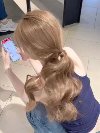 ロング カラー 💛ハイトーン 色落ち可愛い💛のヘアスタイル